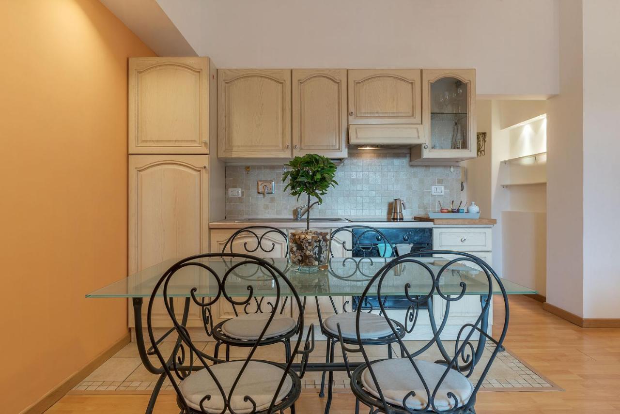 Lovely Flat San Giovanni โรม ภายนอก รูปภาพ