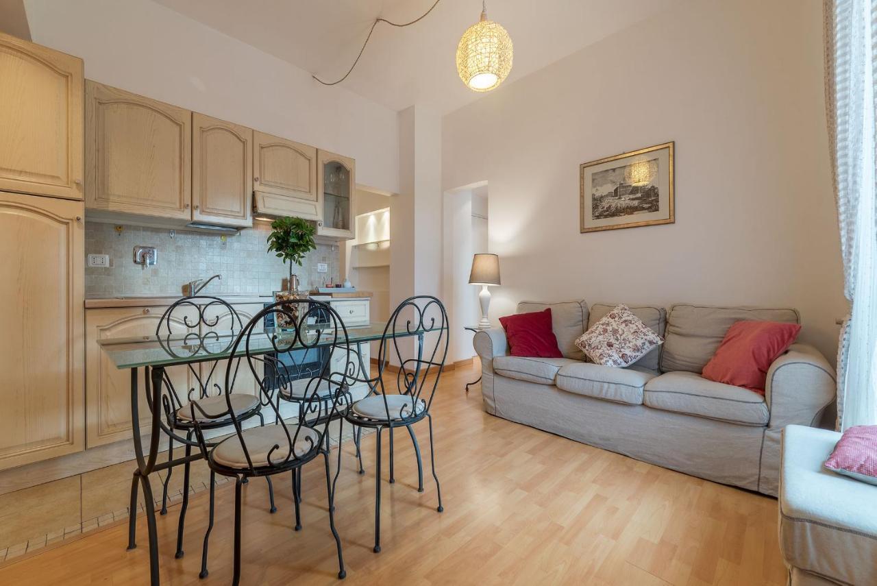 Lovely Flat San Giovanni โรม ภายนอก รูปภาพ